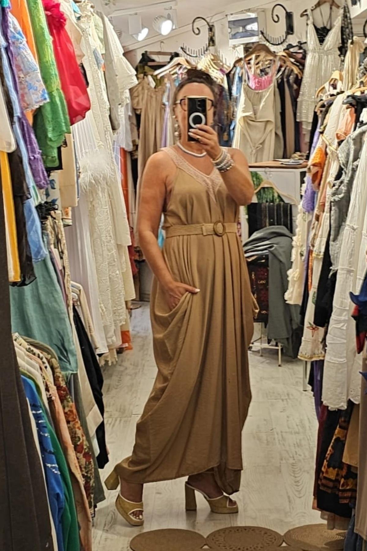 Tensel Kumaş Yarasa Kol V Yaka Elbise Camel