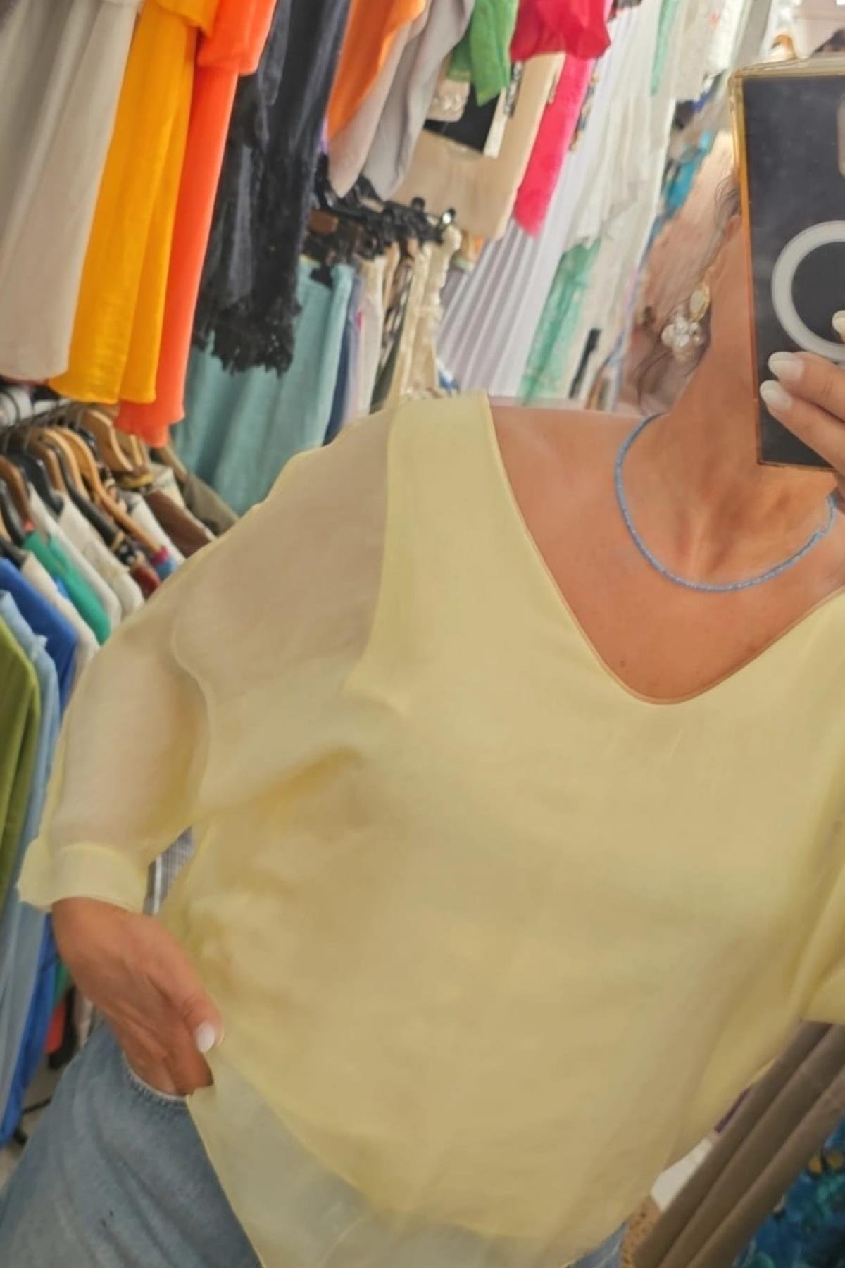 V Yaka İpek Bluz Limon Sarısı