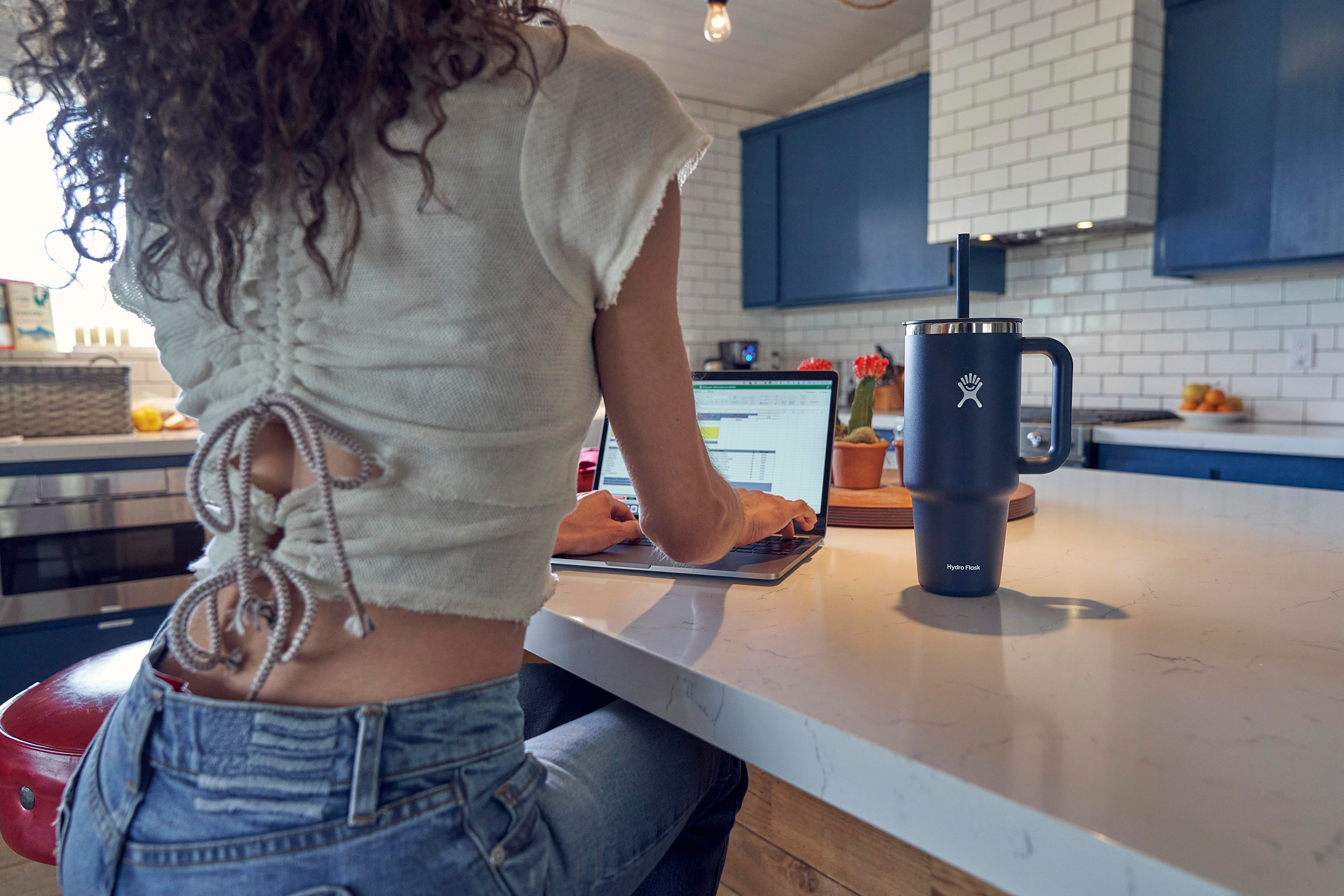 Hydro Flask Tumbler Pipetli Termos 946 ml Gece Mavisi