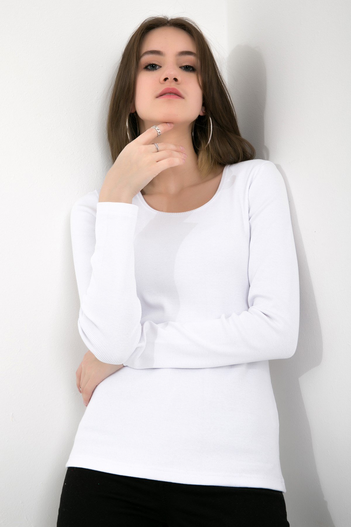 Likralı Uzun Kollu Fitilli Örme O Yaka Basic Beyaz Bluz ND-26208