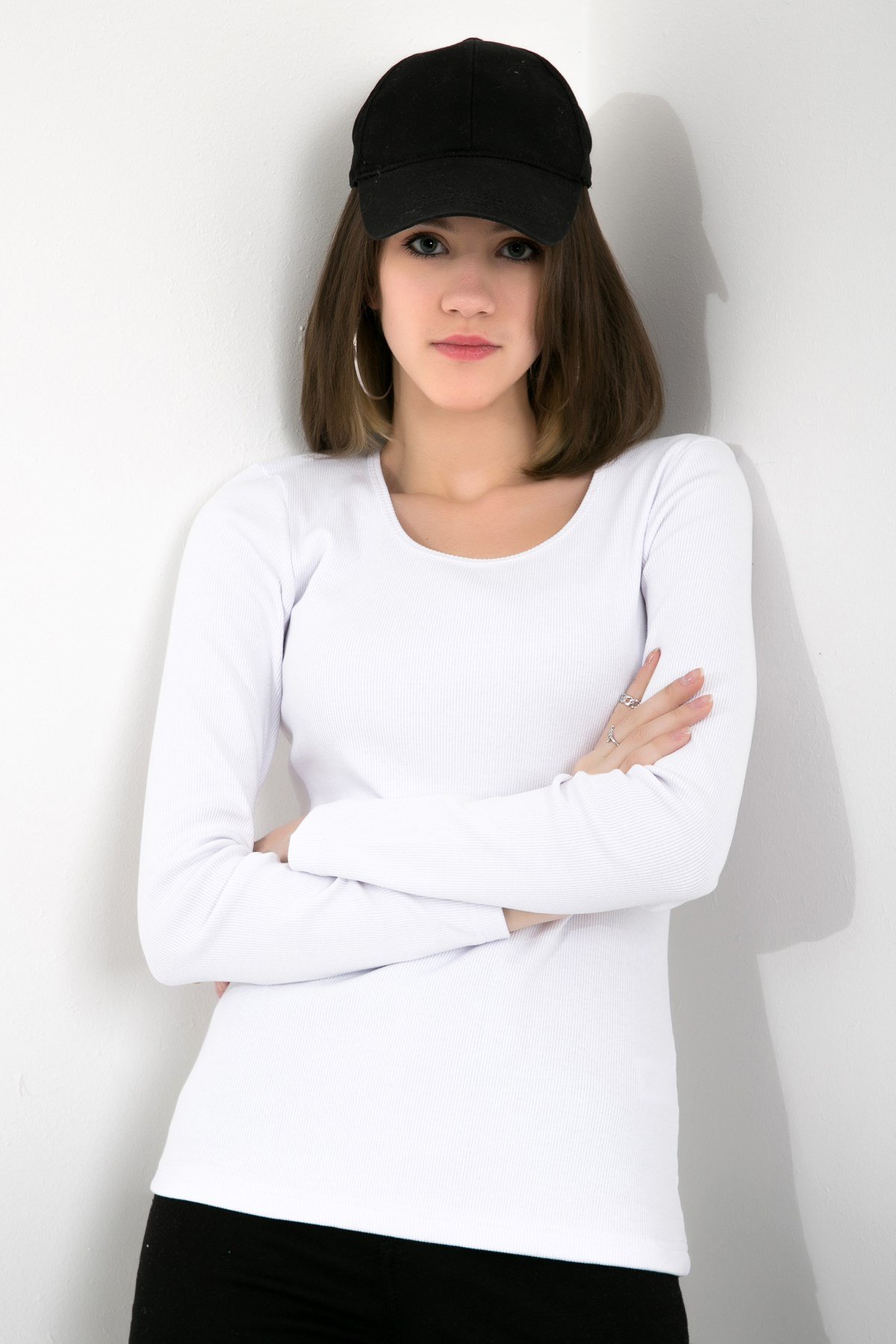 Likralı Uzun Kollu Fitilli Örme O Yaka Basic Beyaz Bluz ND-26208