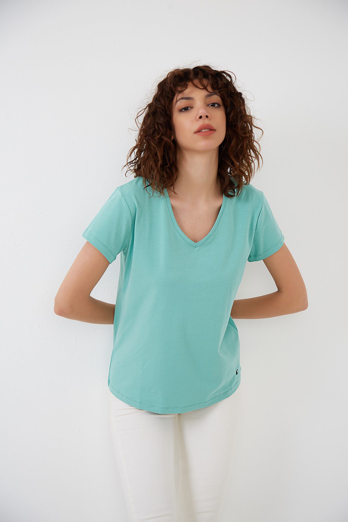 Mint V Yaka Basic T-shirt YND-2003