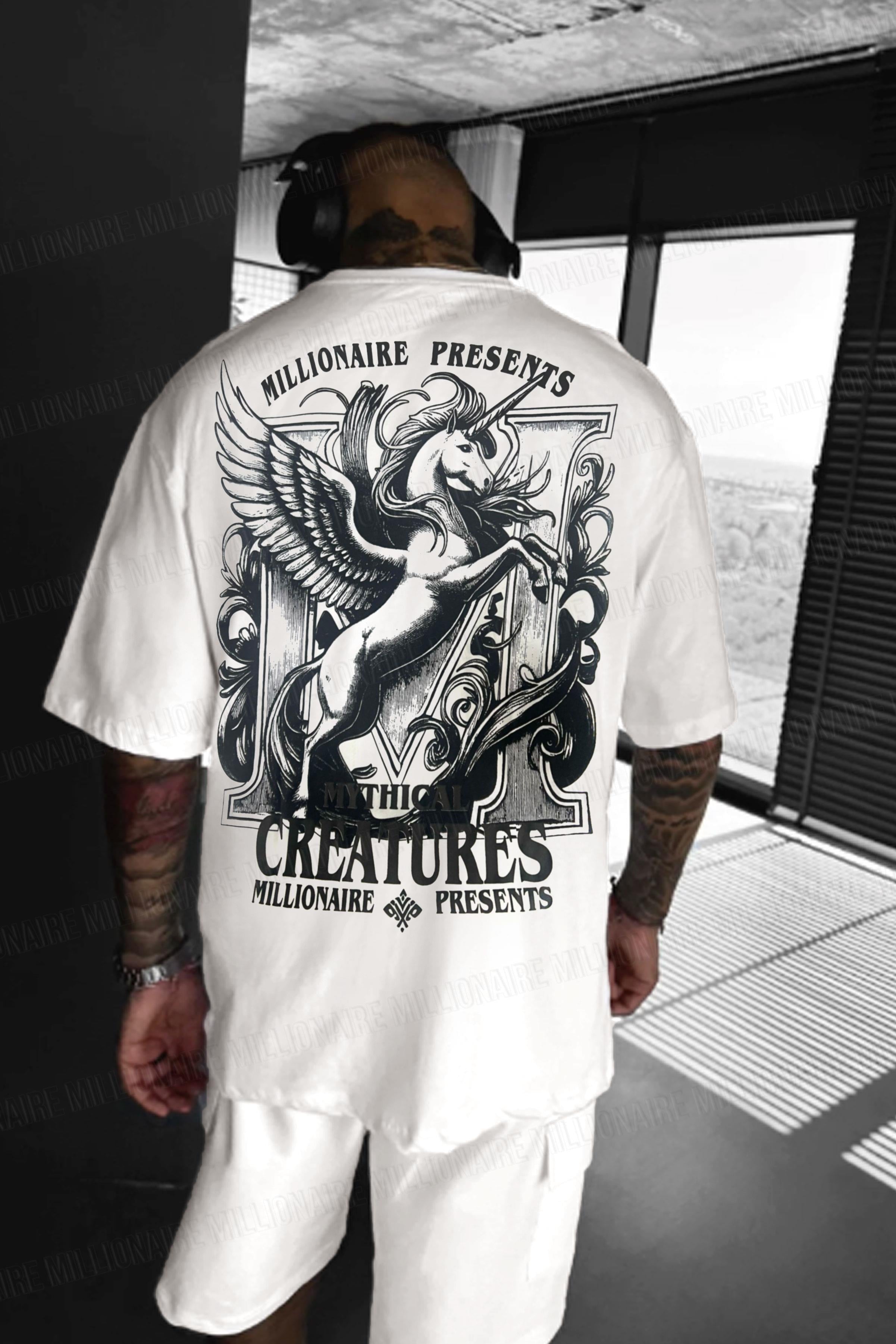 Erkek Ekru Beyaz Creatures Oversize Fit Bol Geniş Kalıp Salaş Kesim T-shirt