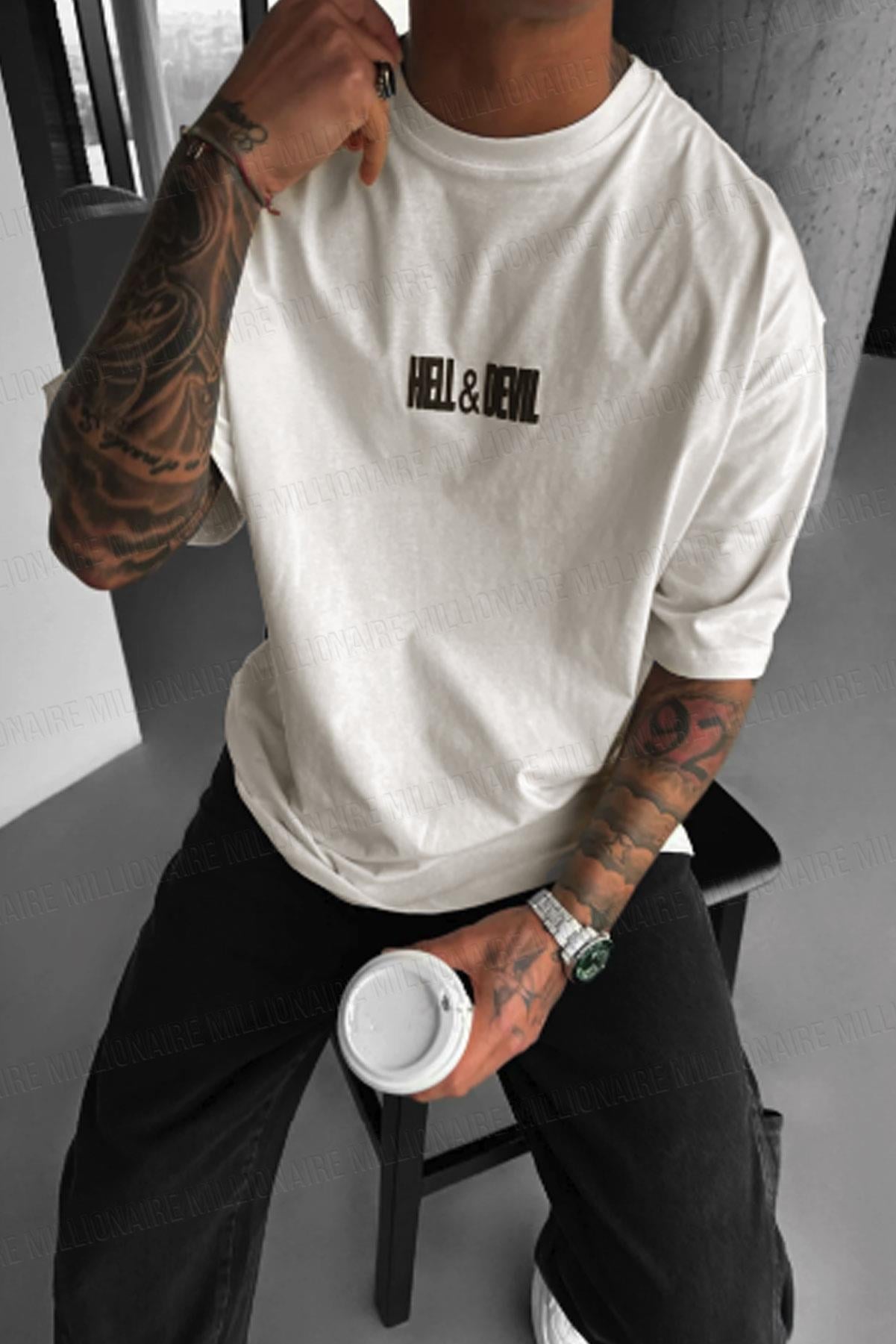 Erkek Hell & Devil Kabaran Baskı Beyaz Bisiklet Yaka Oversize Salas T-Shirt