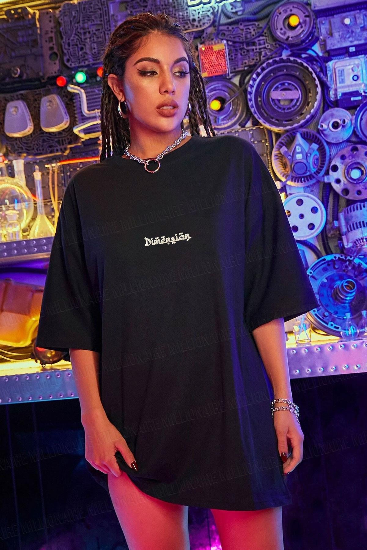 Kadın Dimension Baskılı Siyah Bisiklet Yaka Oversize Salaş T-Shirt