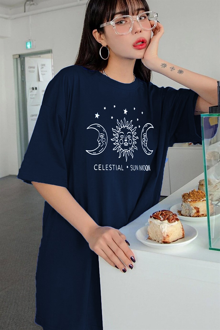 Kadın Lavivert Oversize Celestial Sun Moon Baskılı T-Shirt - K2113