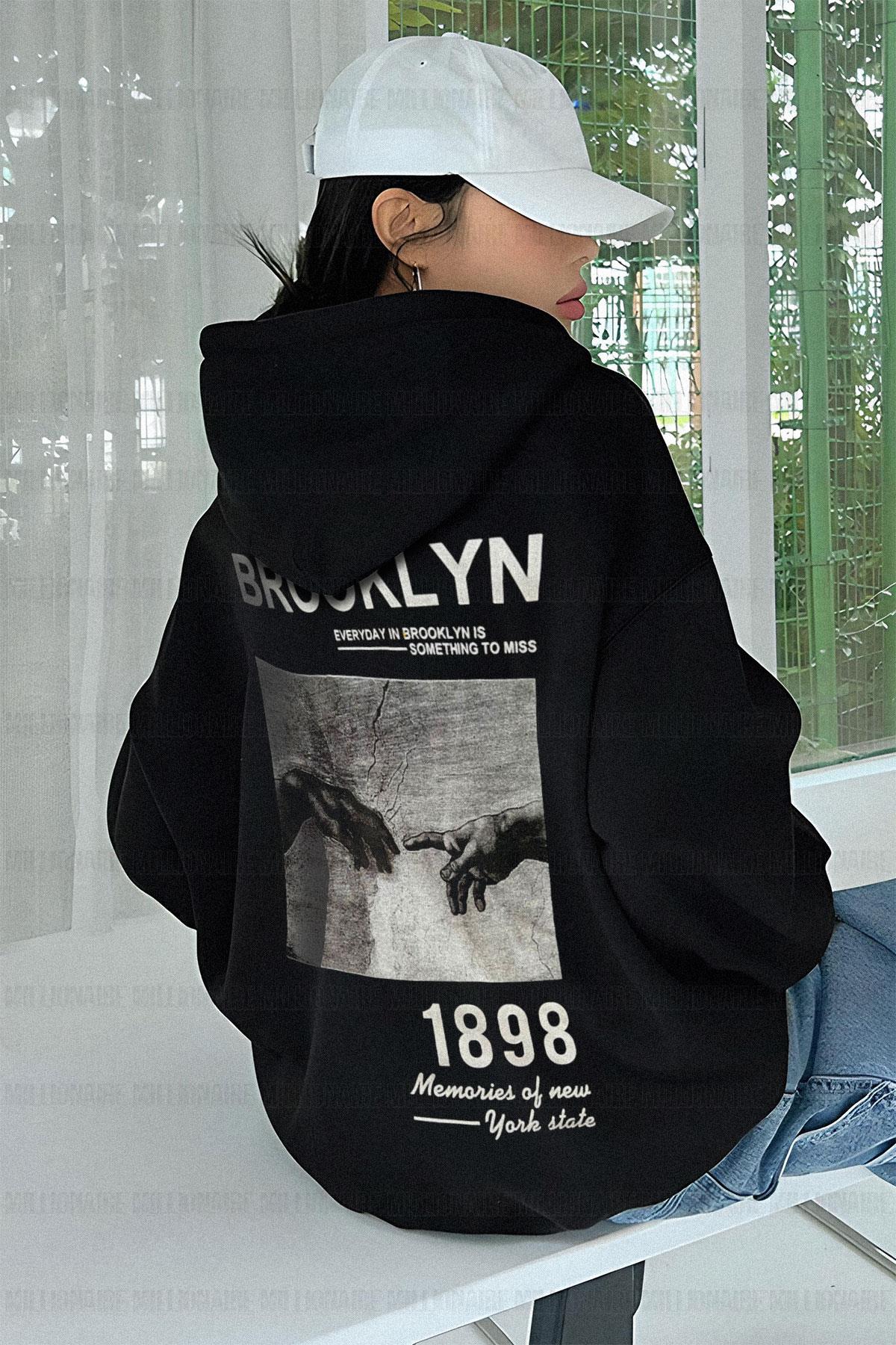 Kadın Siyah 1898 Brooklyn Baskılı 3 iplik Şardonlu Kapüşonlu Oversize Salaş Bol Kesim Hoodie Sweatshirt