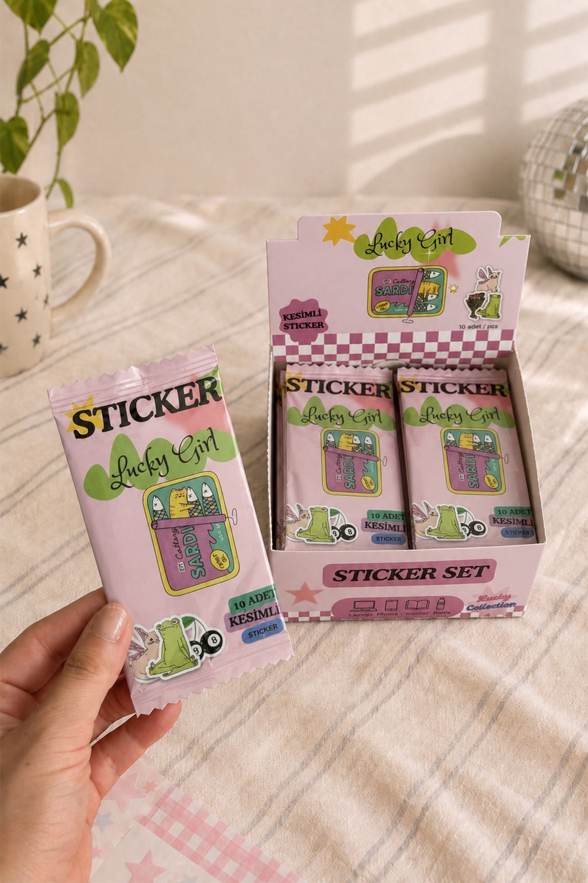  Lucky Sticker Pack Flw