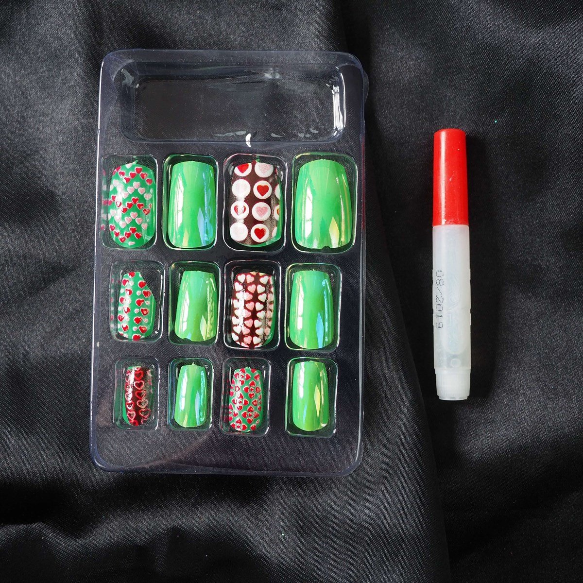 12'li Desenli Takma Tırnak Seti Yeşil