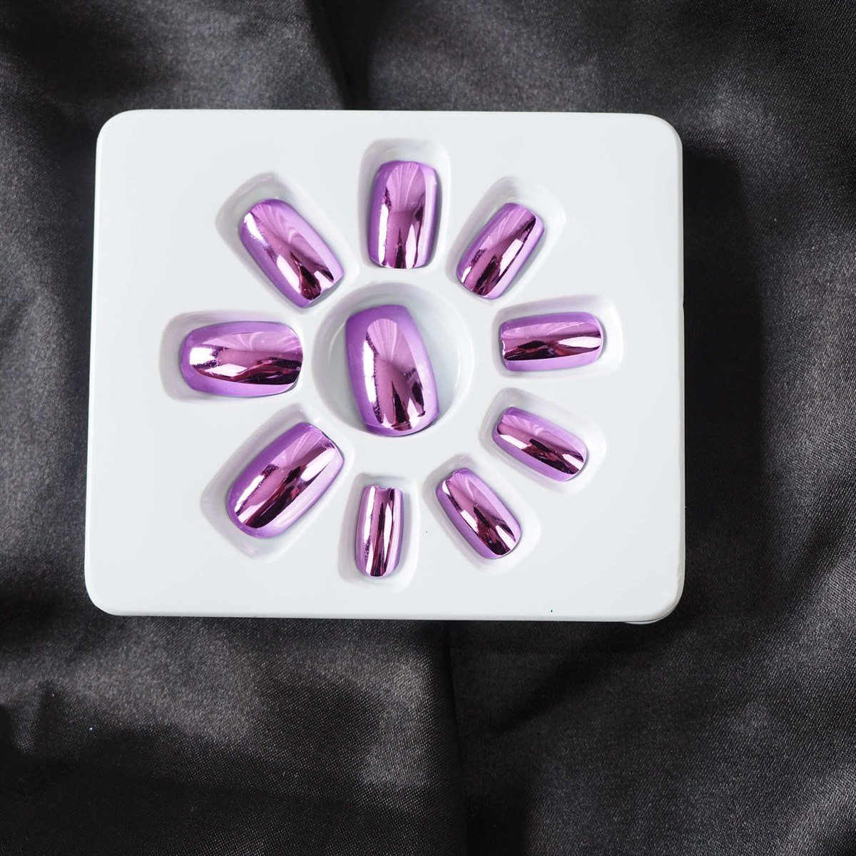 12'li Metalik Takma Tırnak Seti Lila