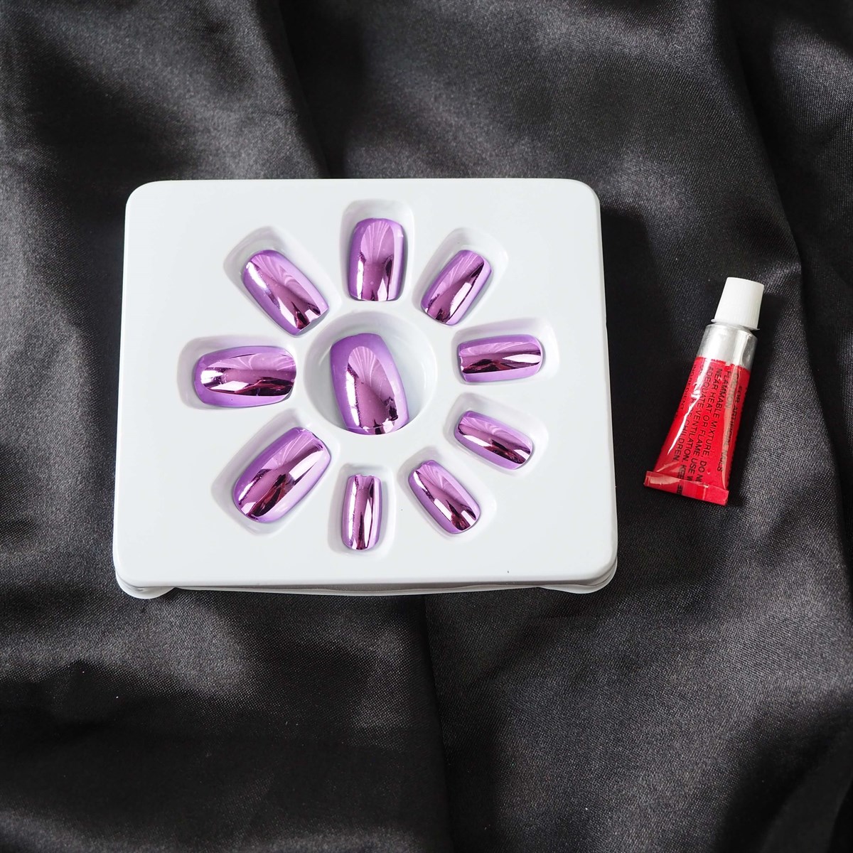 12'li Metalik Takma Tırnak Seti Lila