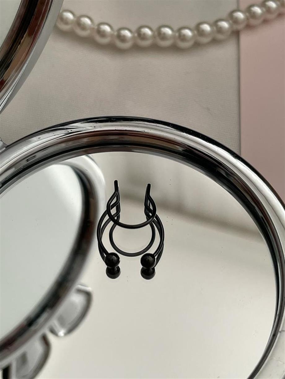2li Halka Görünümlü Siyah Fake Septum Piercing