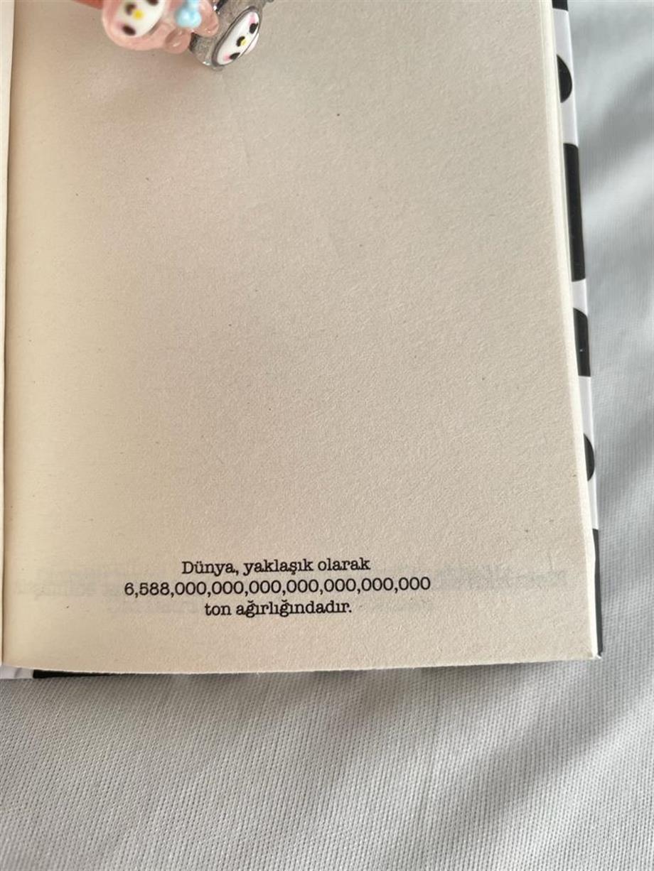 5 Dakka Daha Sert Kapaklı Lastikli Mini Defter