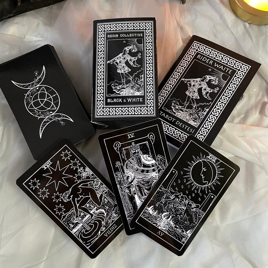 78 Kartlı Regin Black & White Tarot Destesi 