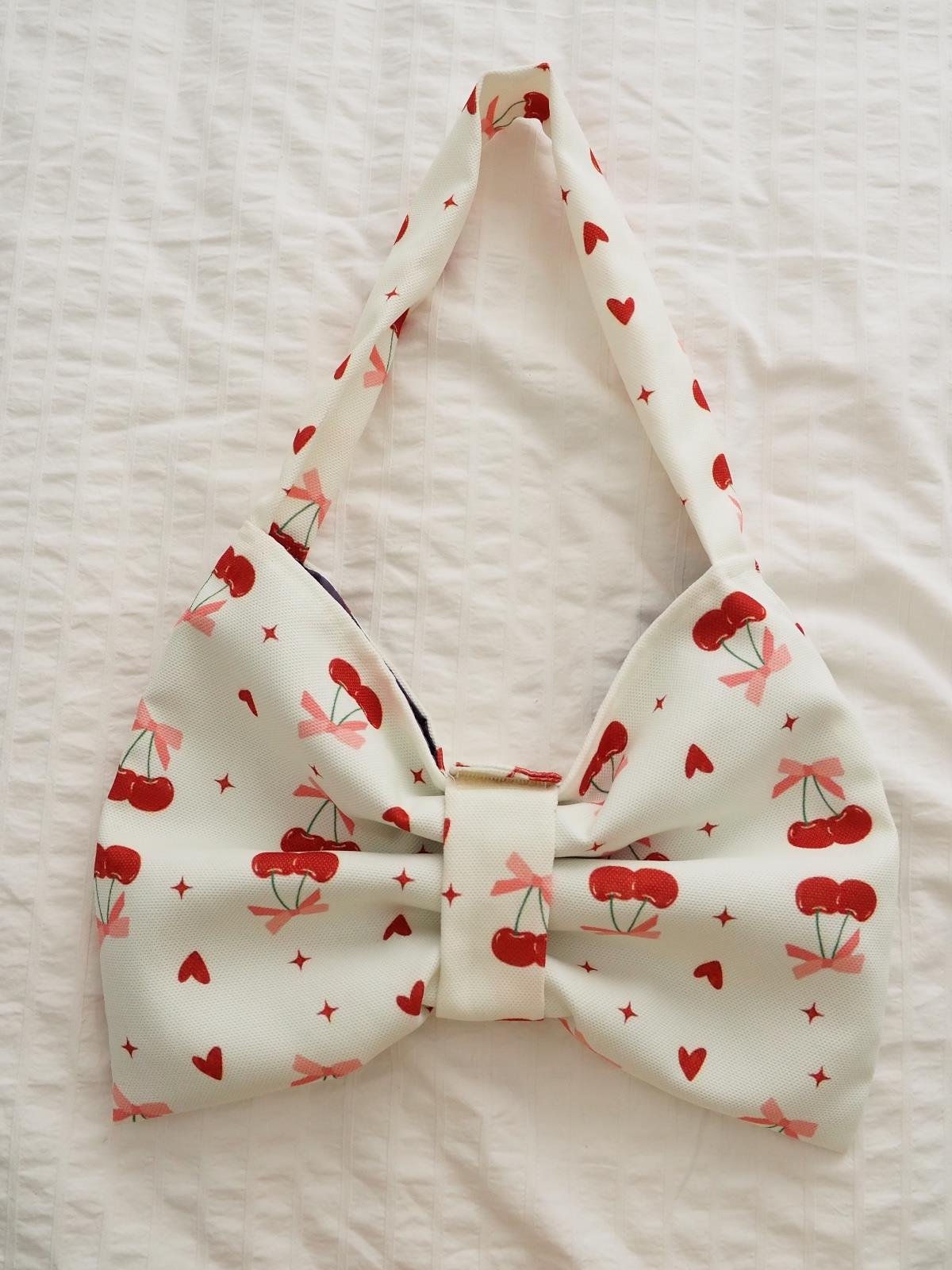 Aesthetic Cherry Fiyonk Tasarımlı Çanta