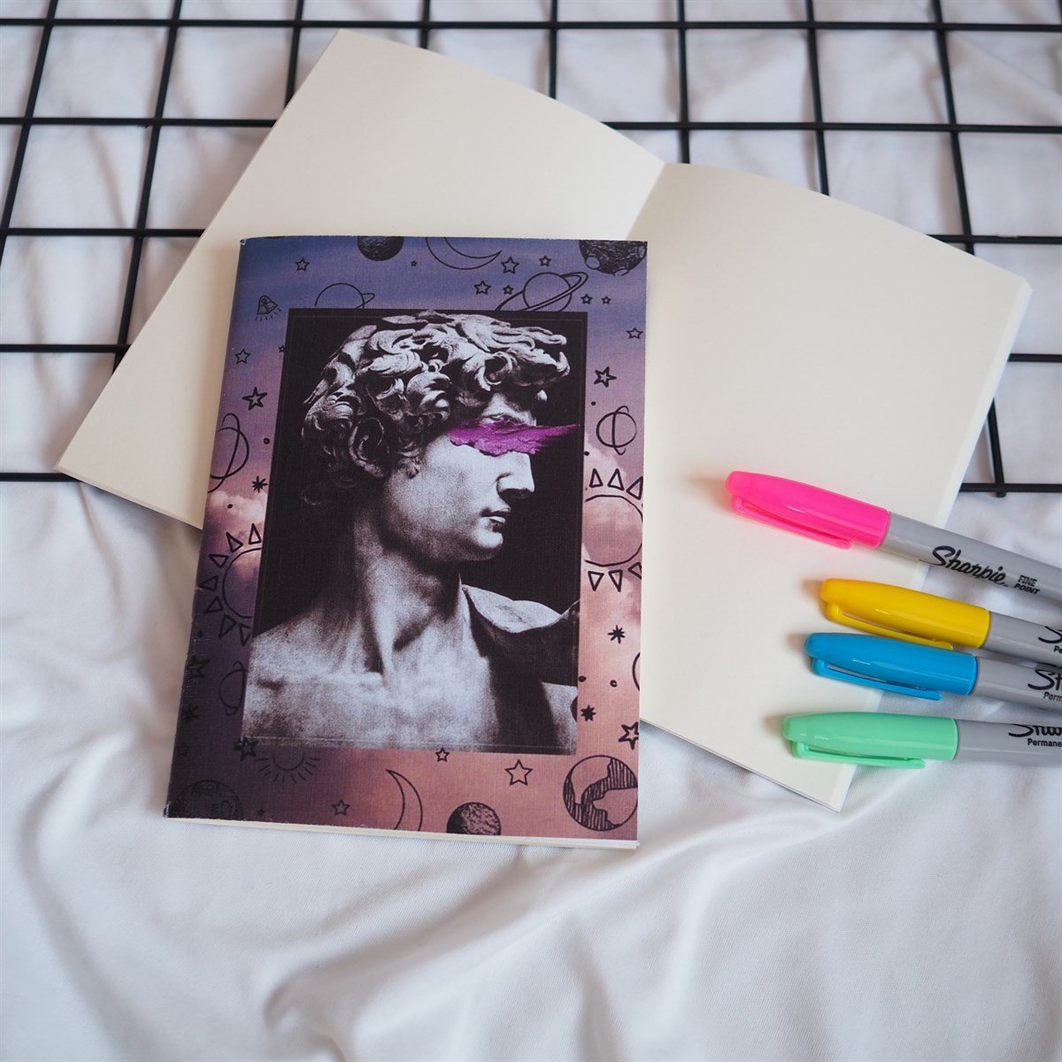 Aesthetic Heykel Baskılı Defter 
