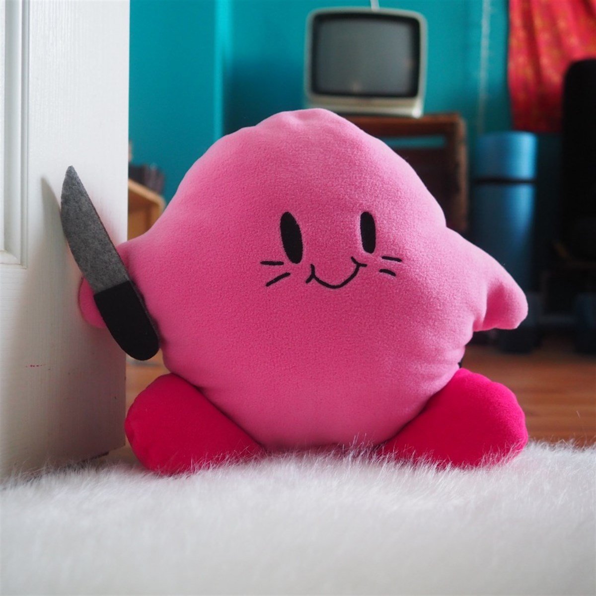 Belalı  Peluş Yastık ( Takıp çıkarılabilir peluş emanet hediyeli )