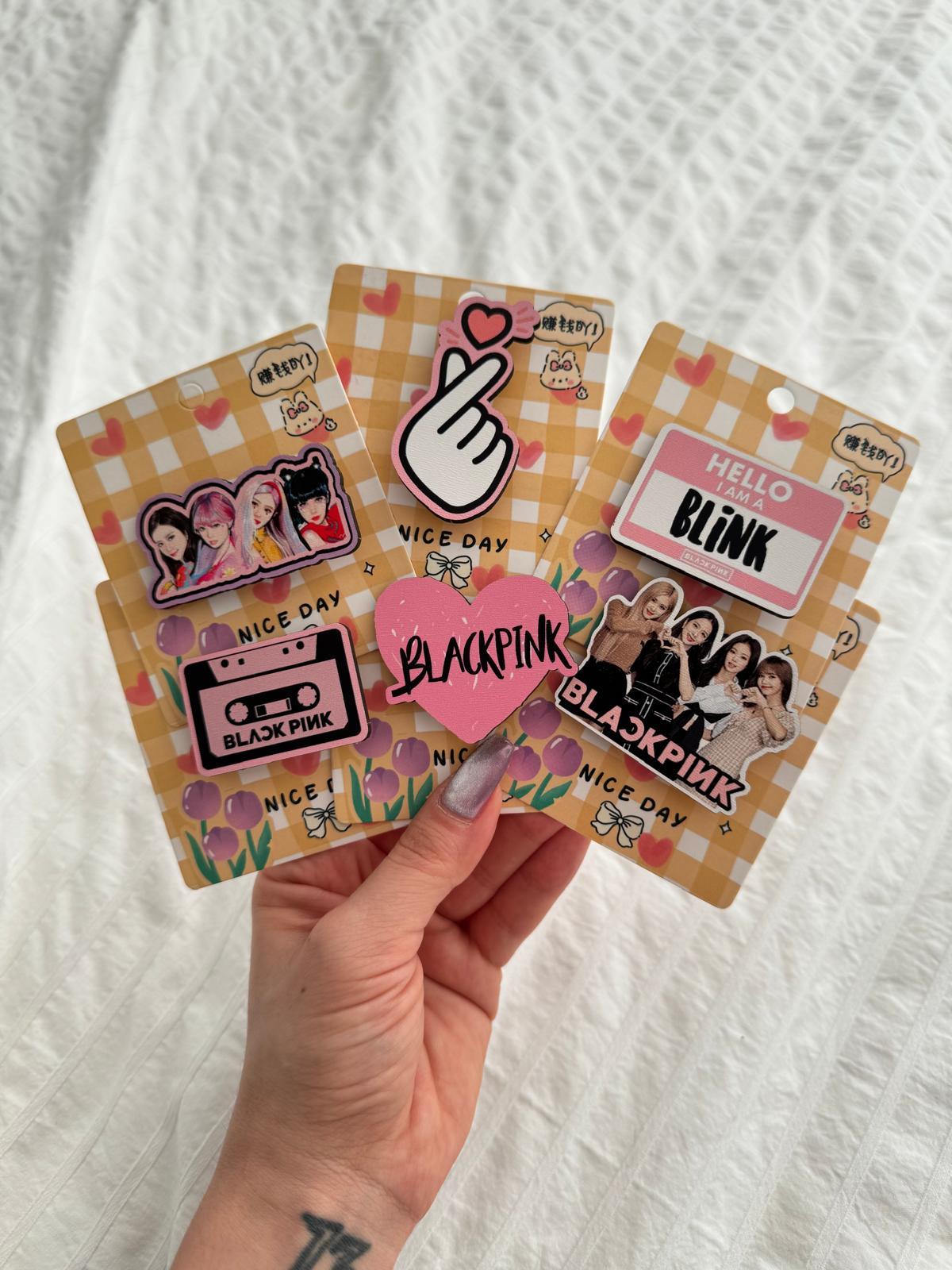 Black Pink 6lı Ahşap Rozet Seti