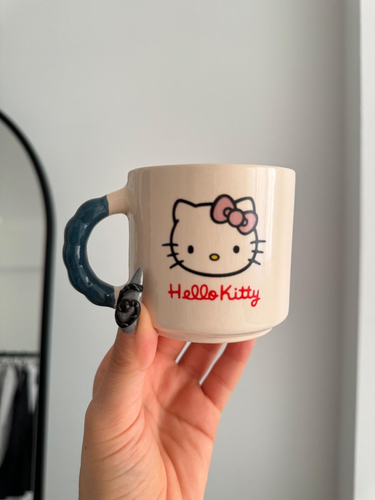 Boncuk Kulplu Kitty Kupa