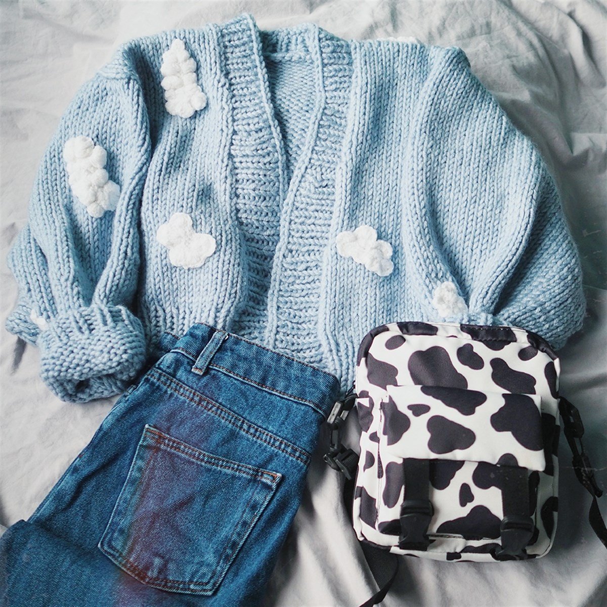 Bulut Detaylı Balon Kol El Örmesi Hırka