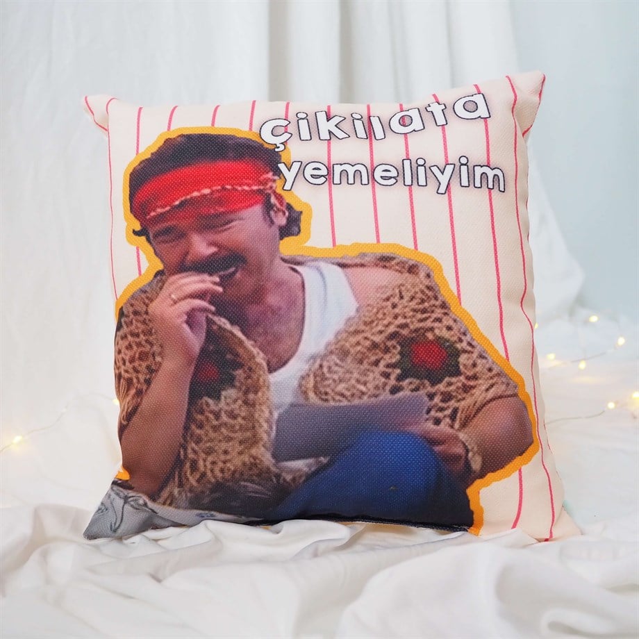 Burhan Altıntop Çikilata Yemeliyim Kare Yastık