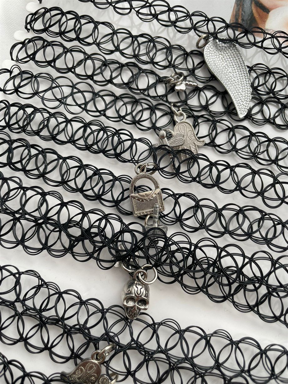 Charmlı Tattoo Choker Kolye