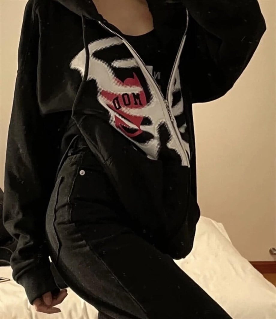 Chest And Heart (Unisex) Kapşonlu