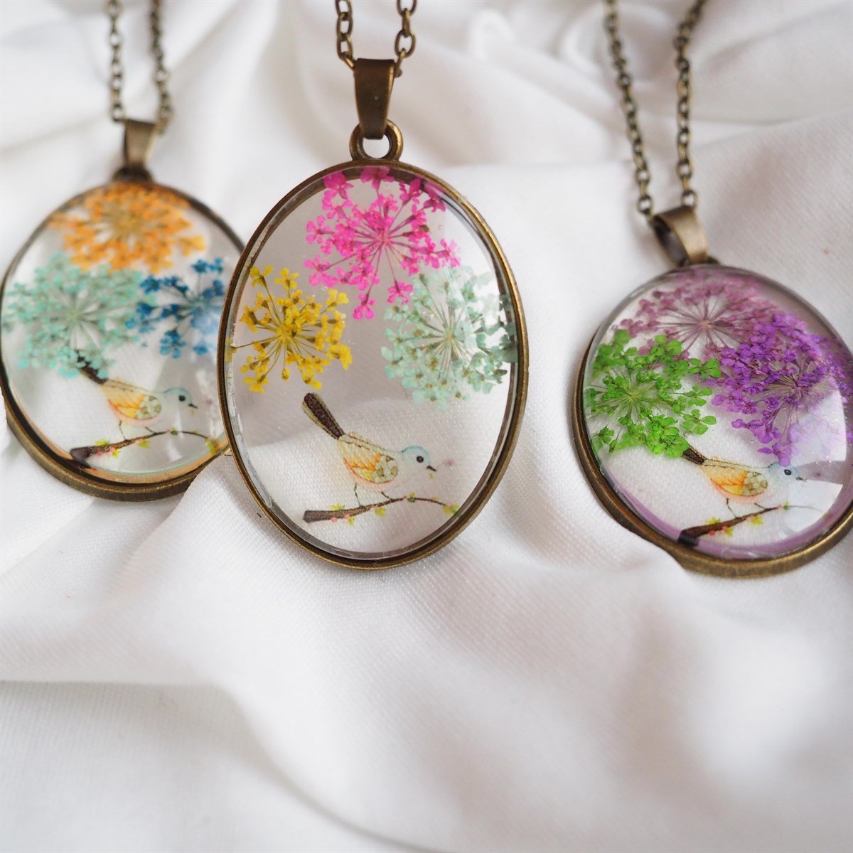 Çiçek ve Kuş Reçine Kolye