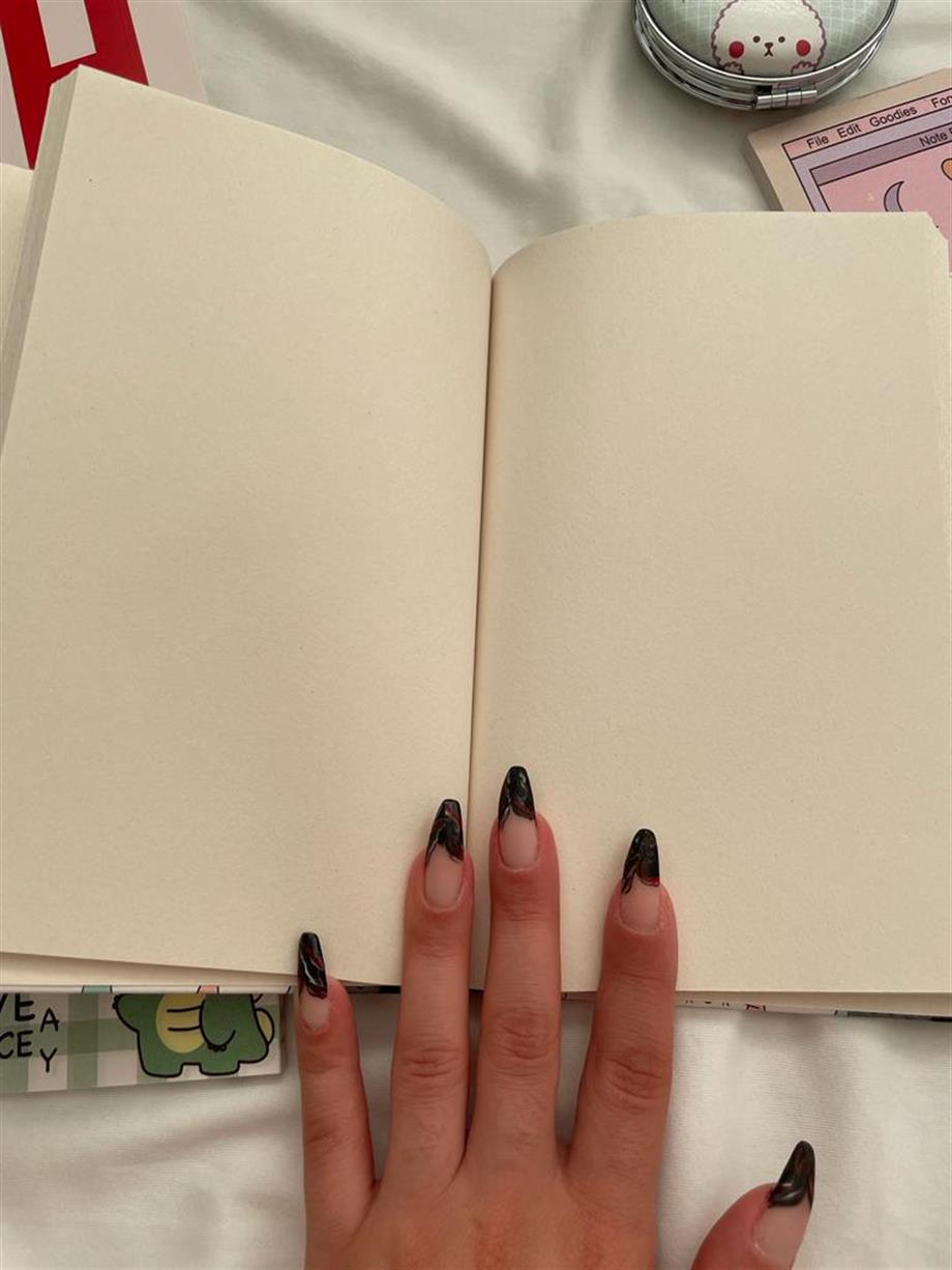 Cute Cats Lastikli Sert Kapak Defter