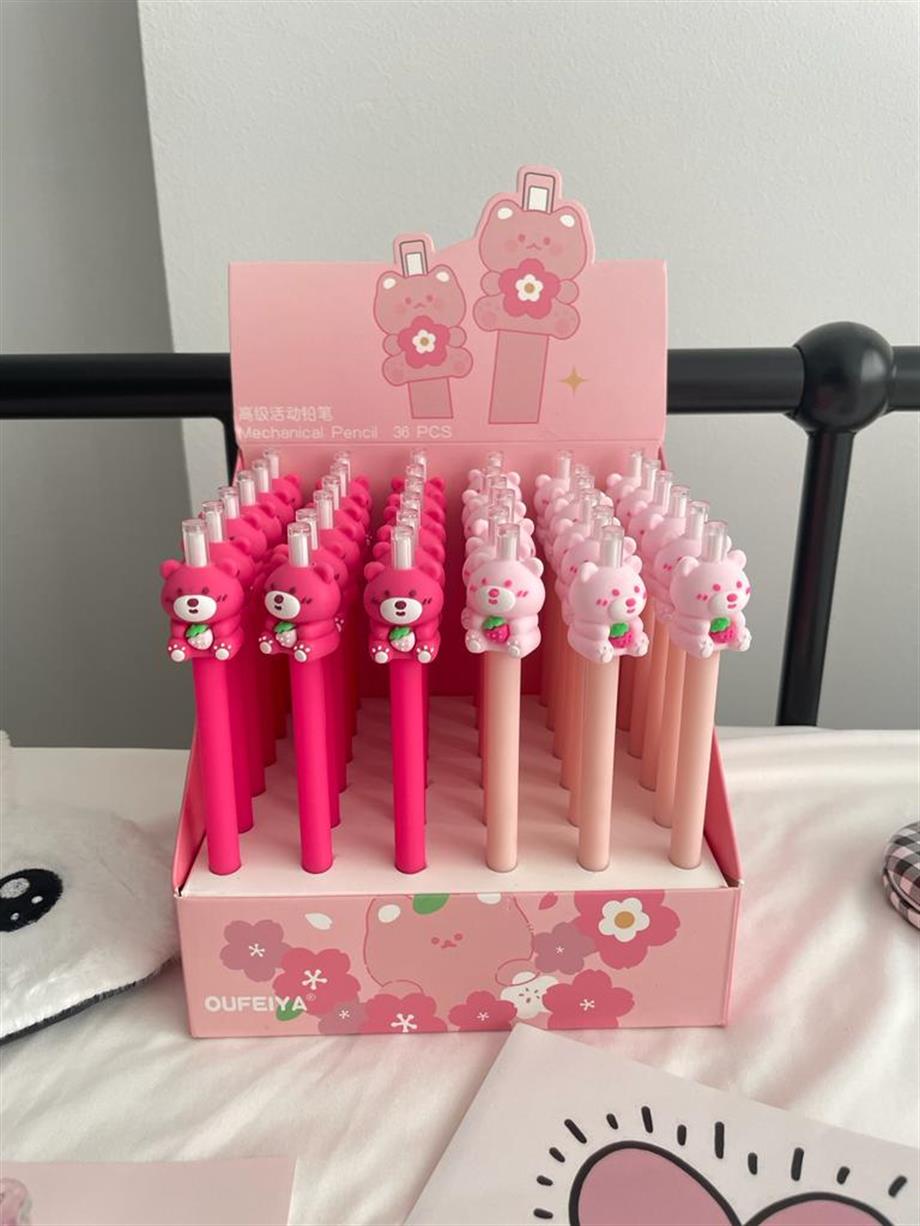 Cute Pink Bear Versatil Kalem Renk Seçenekleri