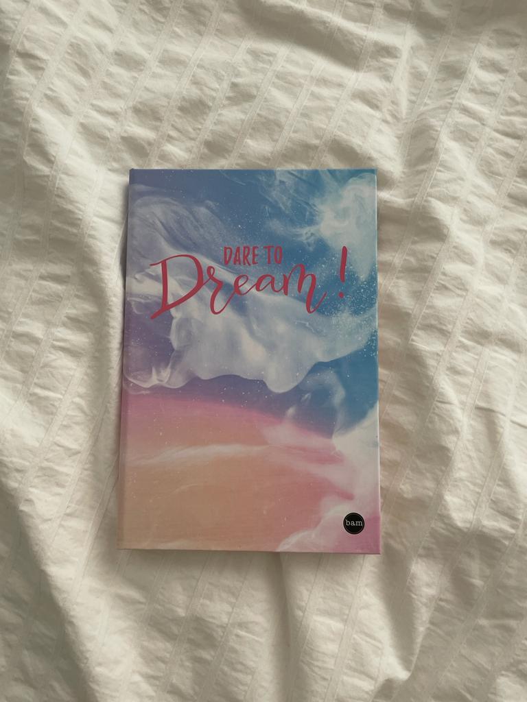 Dare To Dream Lastikli Sert Kapak Defter