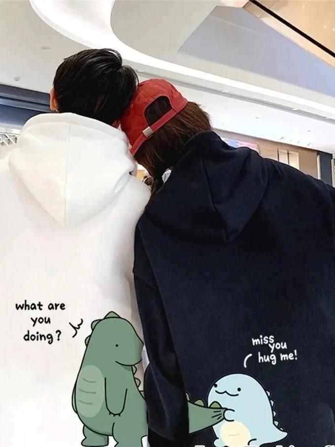Dinozor Baskılı Sweatshirt Seçenekleri