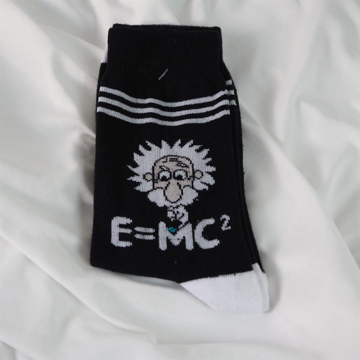 E = MC2 Çorap 