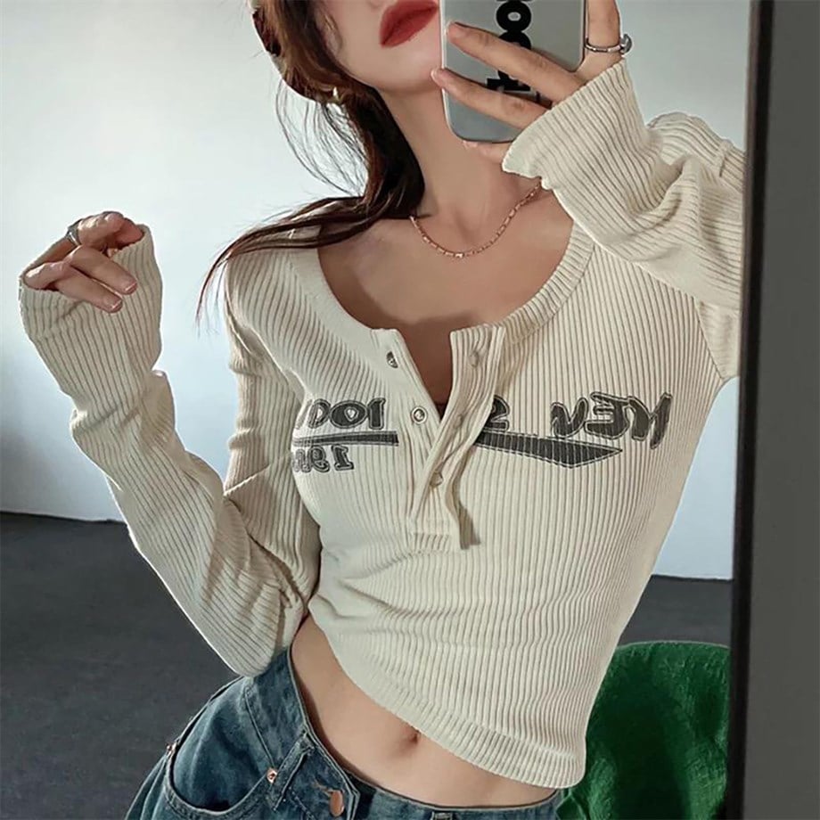 Ekru New School V Yaka Crop Uzun Kollu Bluz