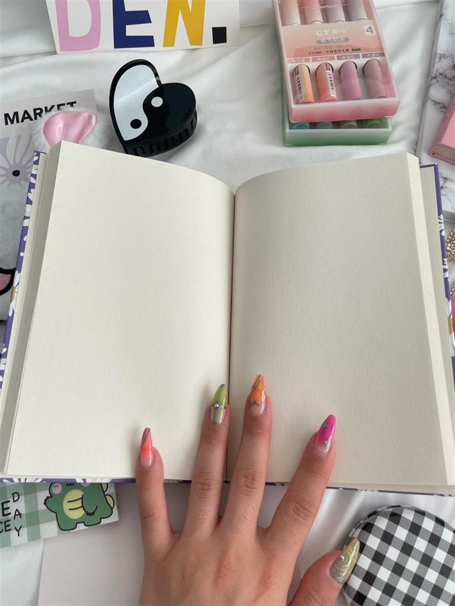 Follow Your Dreams Lastikli Sert Kapak Defter