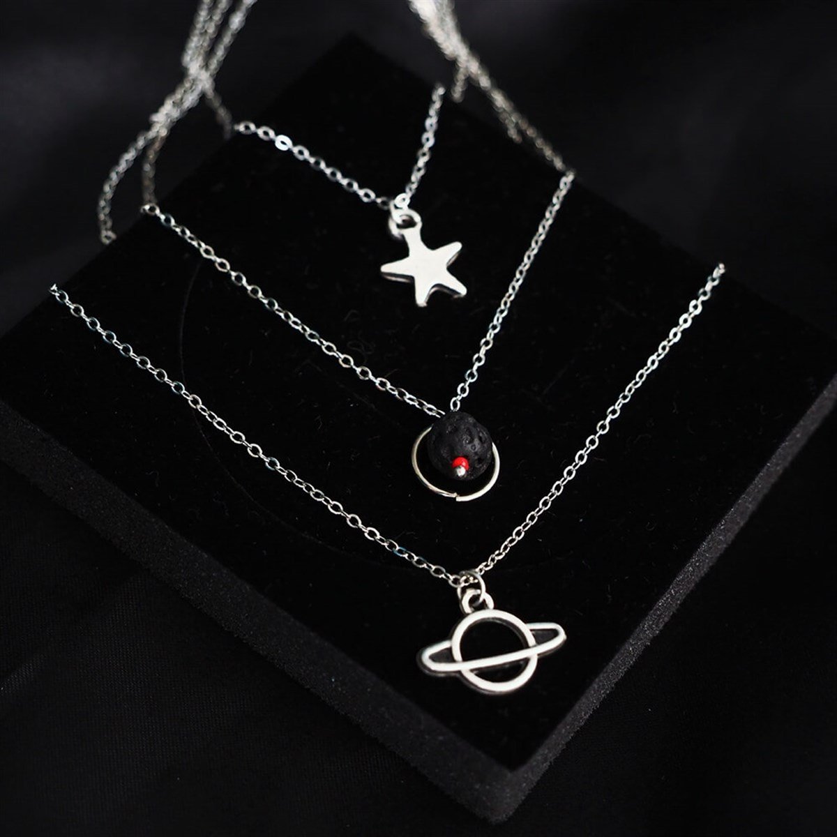 Galaxy Dizilimli 3'lü Zincir Kolye Siyah Taş