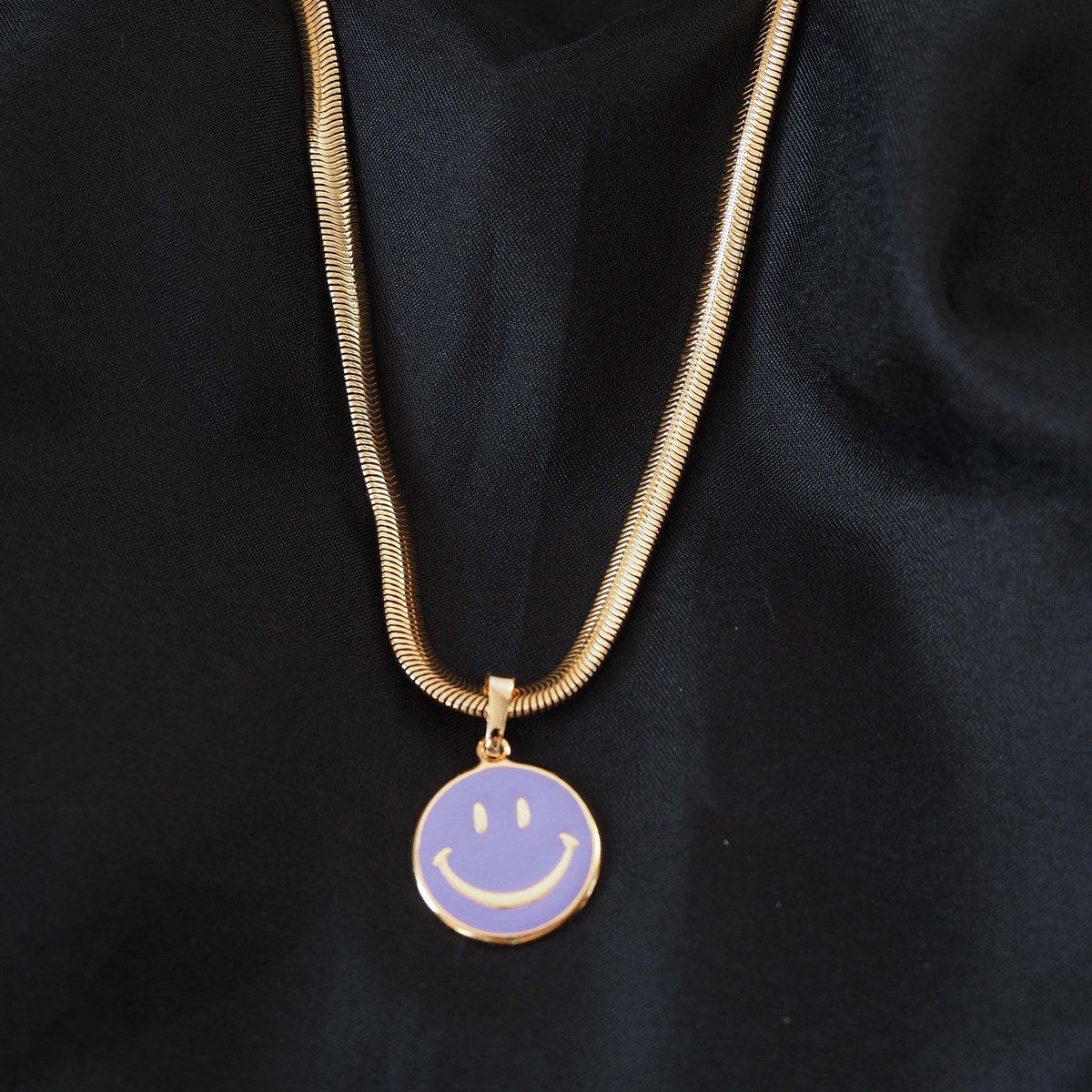 Gold Yılan Zincir Mor Smile Kolye