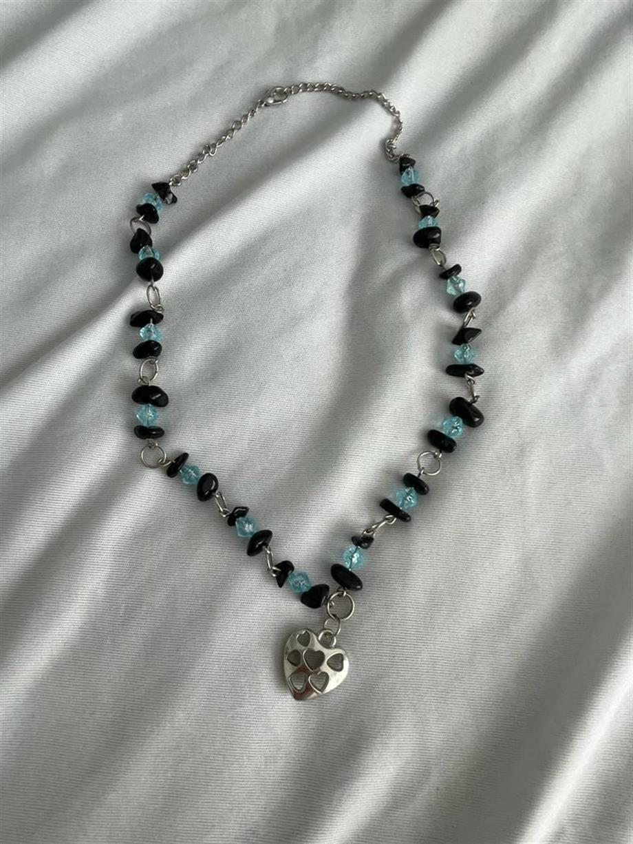 Goth Heart Charmlı Doğal Taş Grunge Kolye