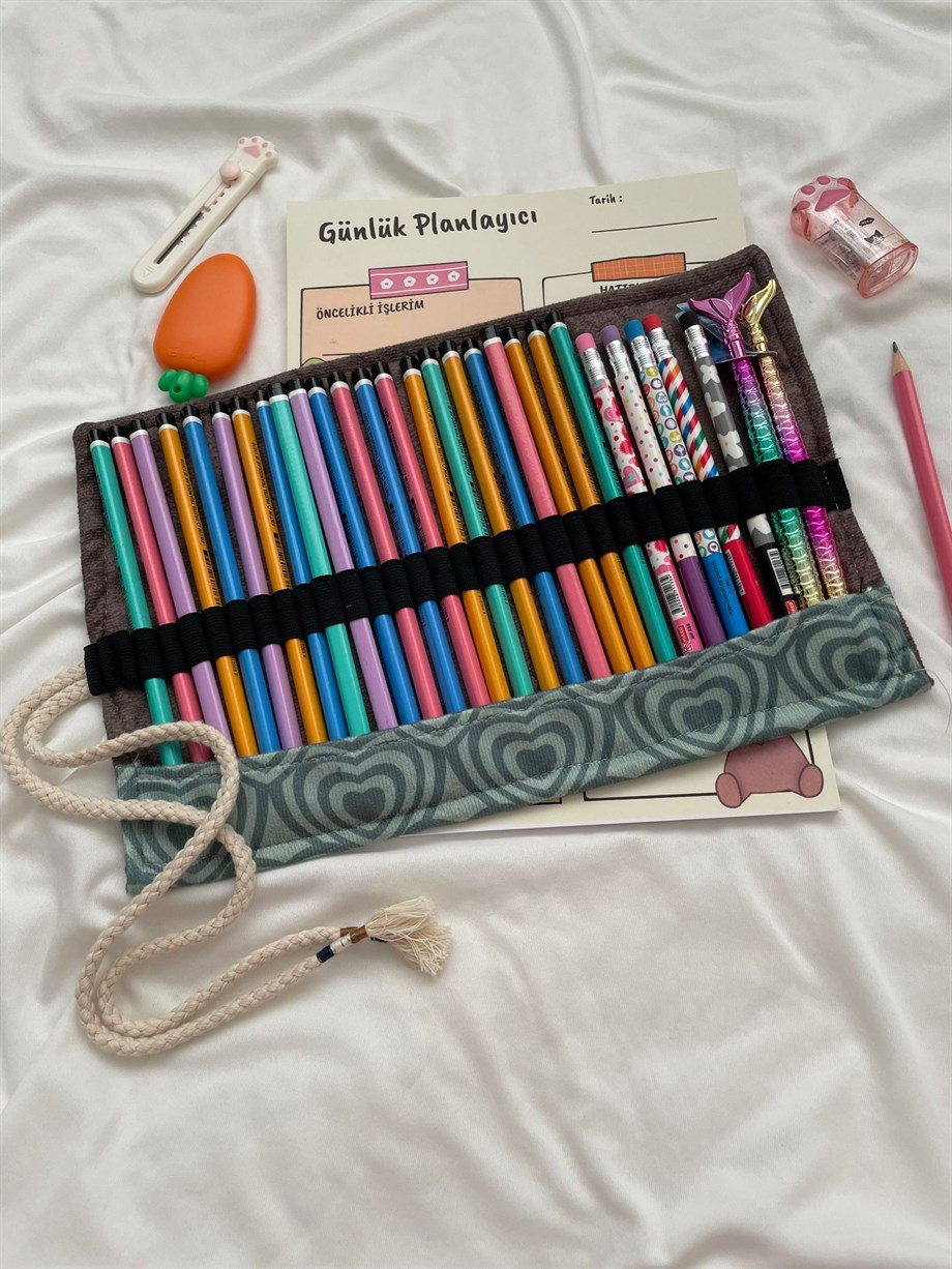 Green Heart Wave Baskılı Rulo Kalemlik