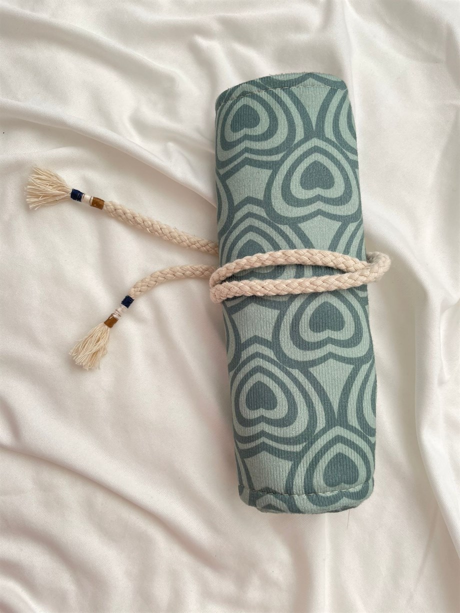 Green Heart Wave Baskılı Rulo Kalemlik