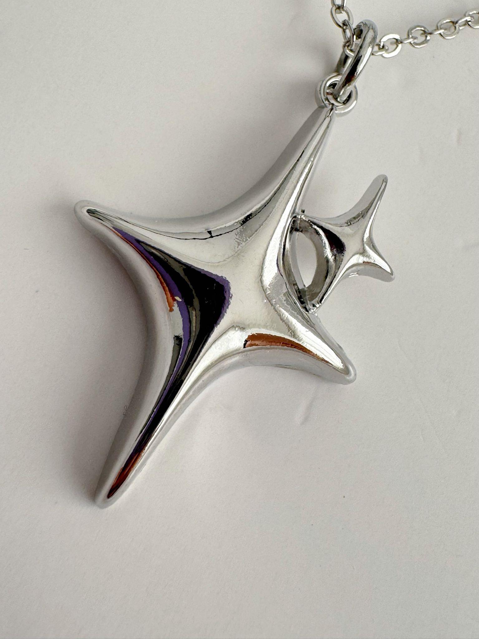 Gümüş Renk Zincirli Aesthetic Stars Kolye