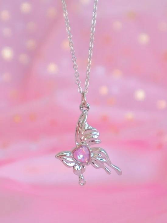 Gümüş Renk Zincirli Pembe Taşlı Yan Kelebek İthal Kolye