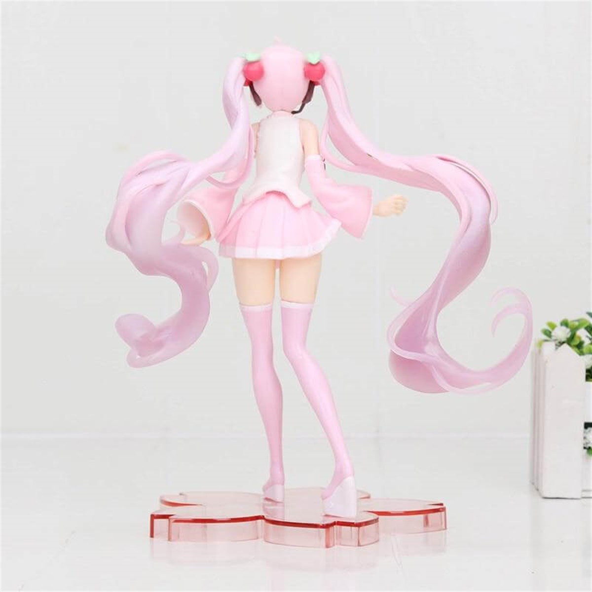Hatsune Miku Pembe Sakura Figür