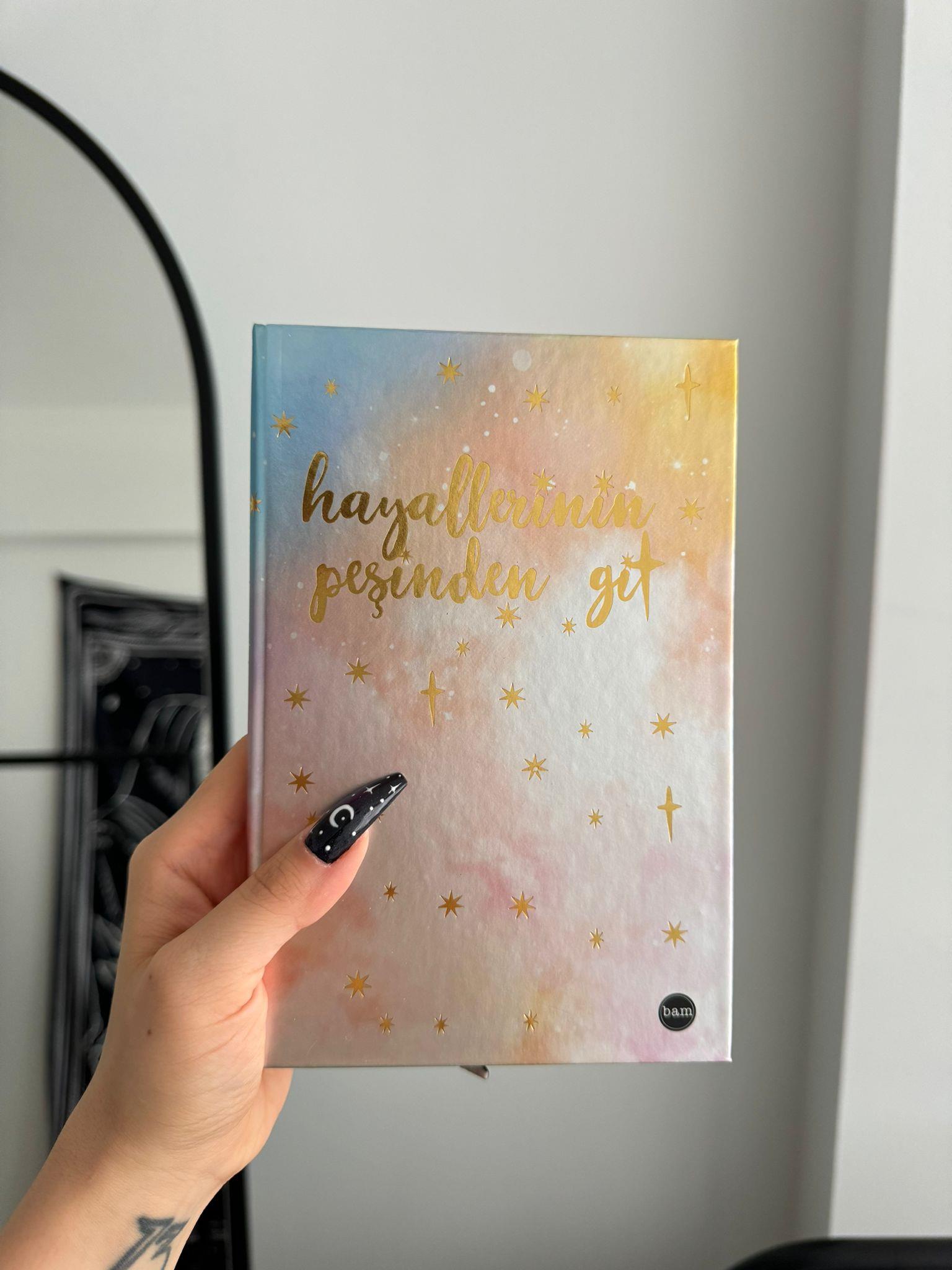 Hayallerinin Peşinden Git Metalik Kapak Lastikli Defter