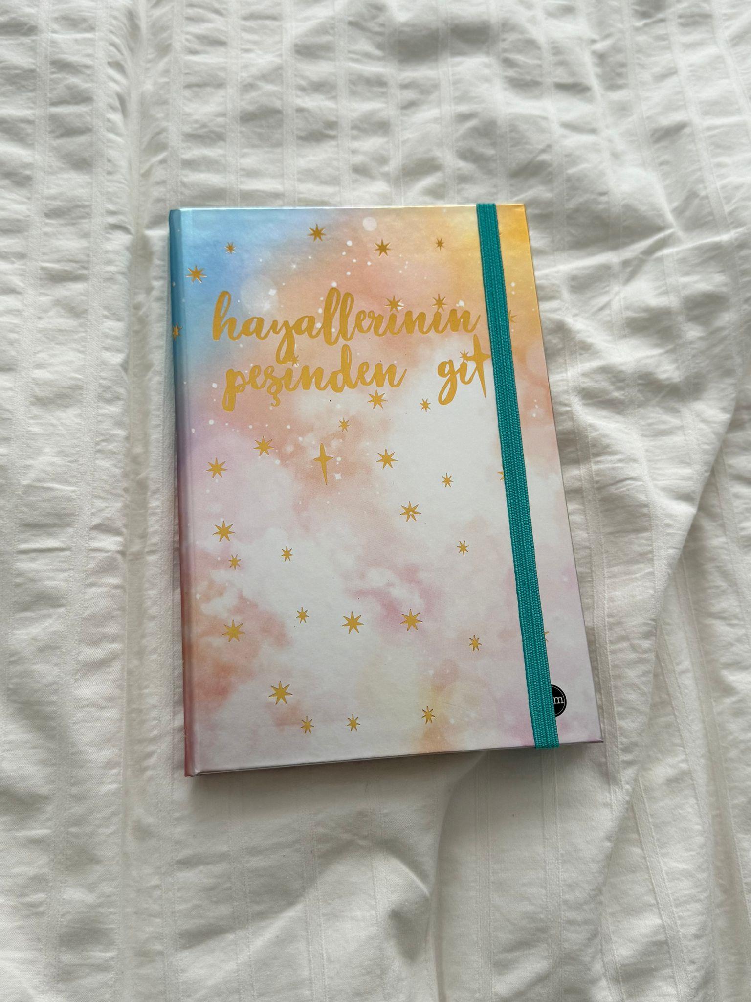 Hayallerinin Peşinden Git Metalik Kapak Lastikli Defter