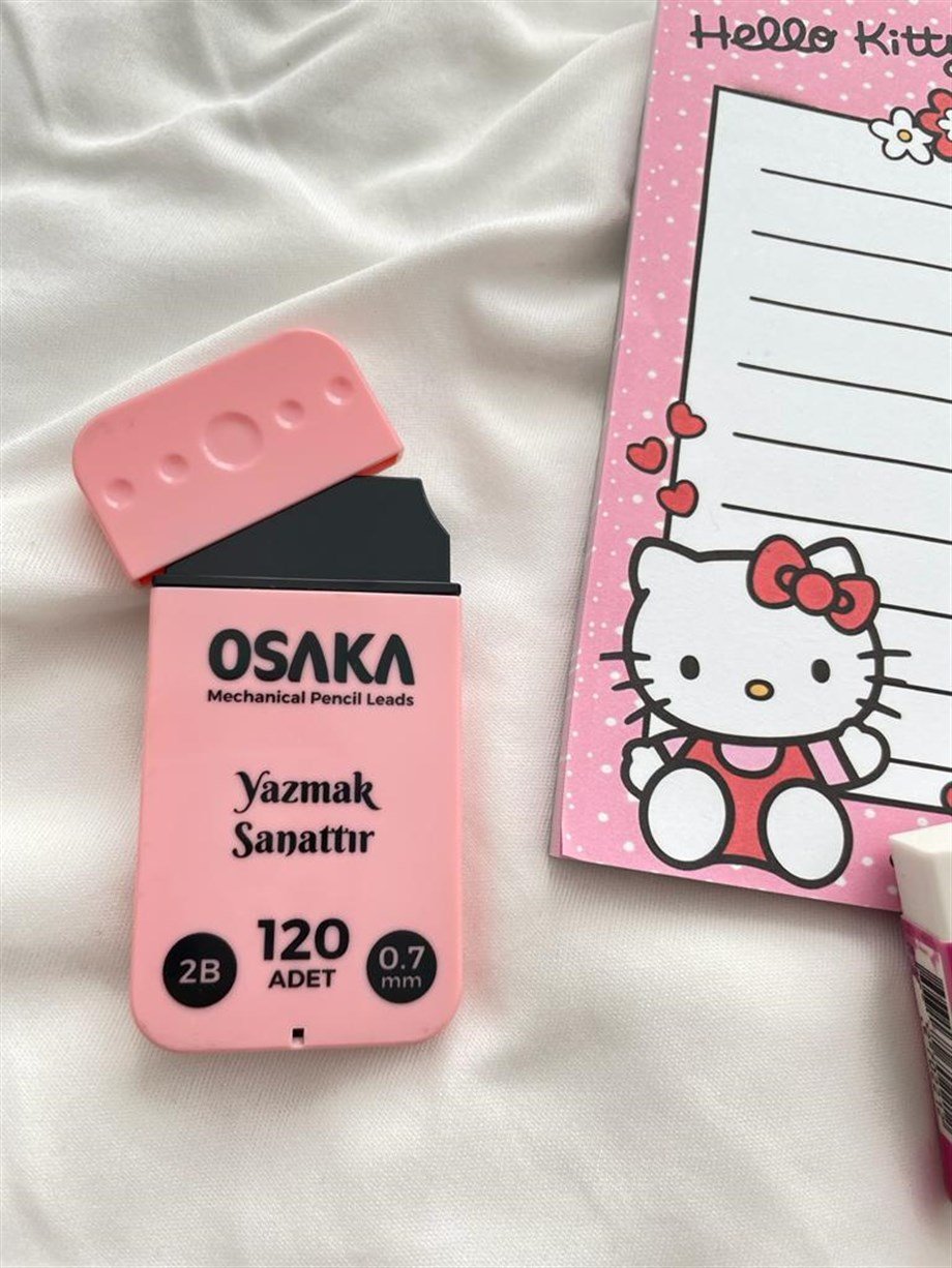 Hello Kitty Note Pad Set