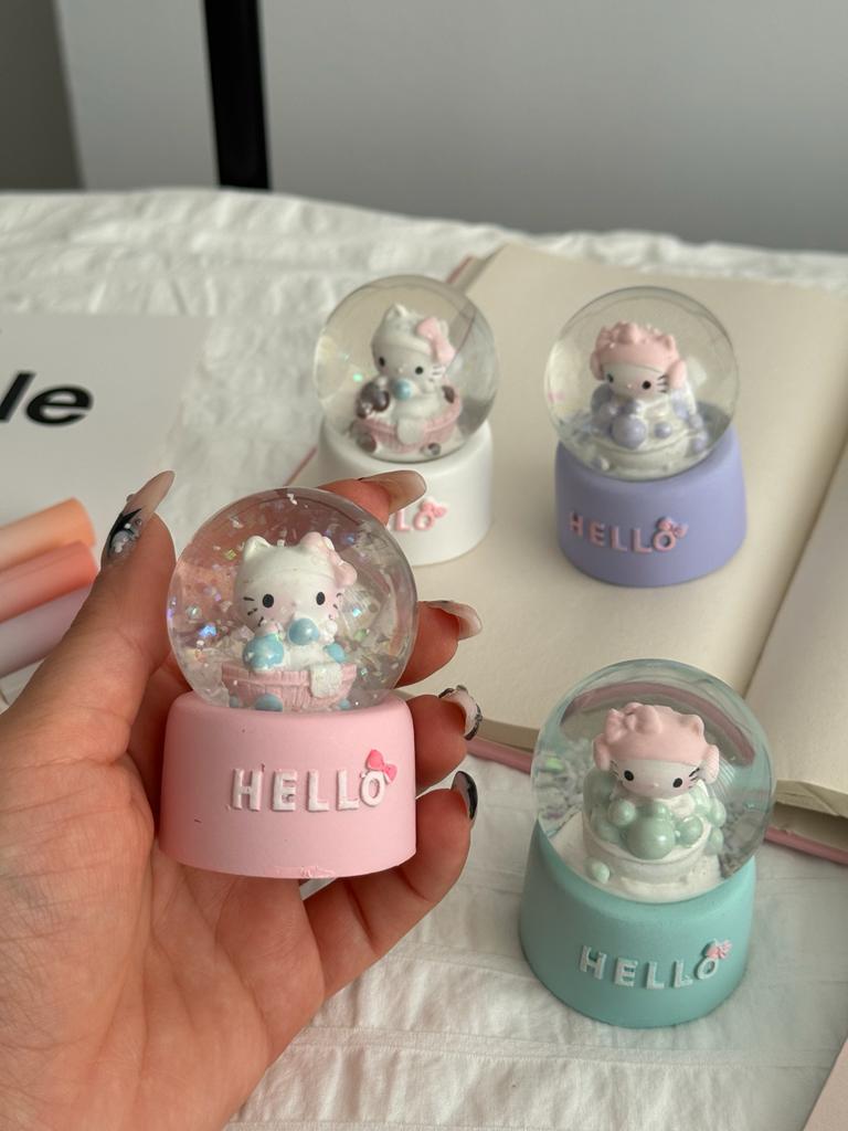 Hello Mini Işıklı Kar Küresi