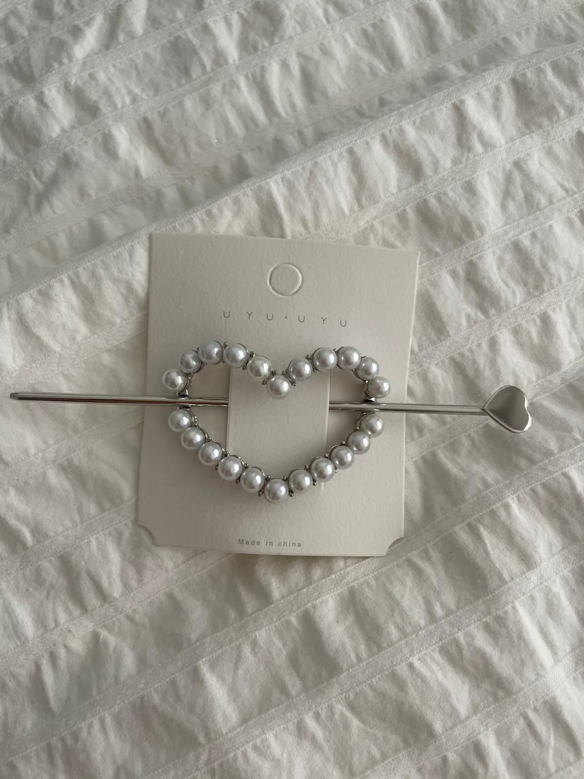 İnci Detaylı Heart Topuz Tokası