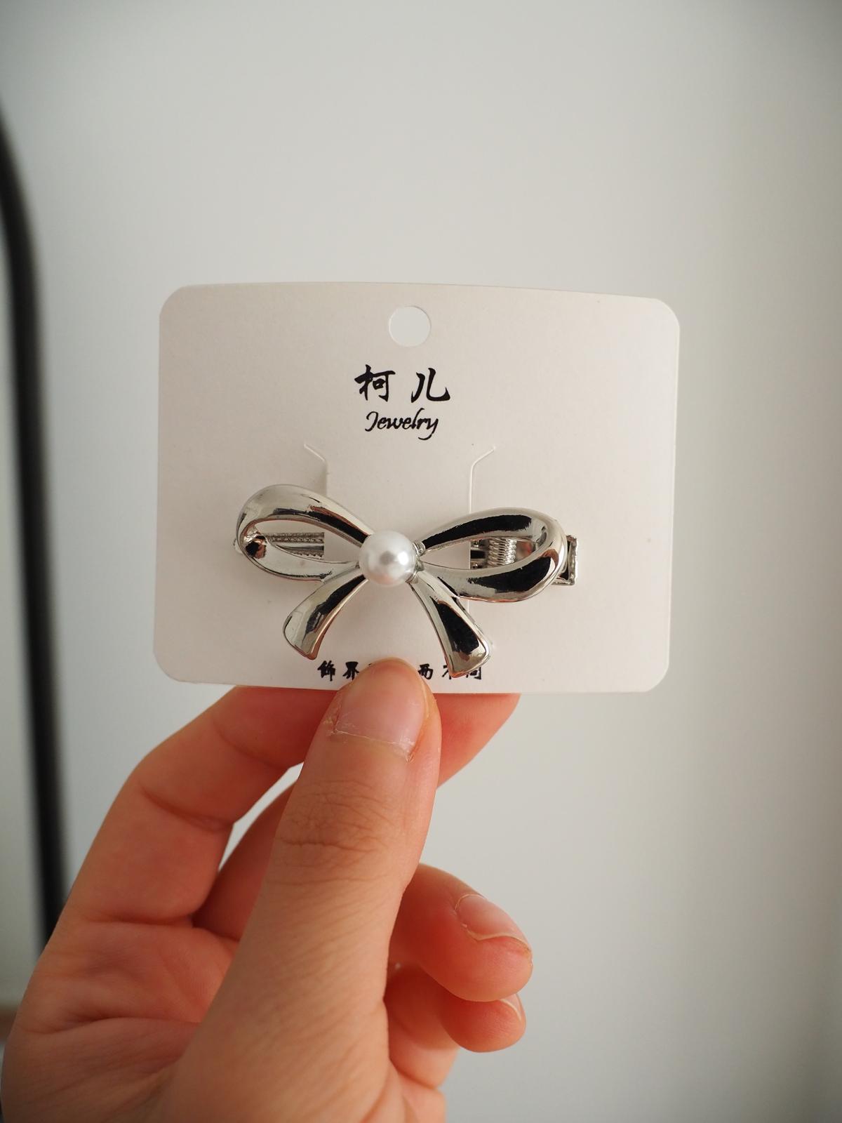 İncili Fiyonk Pens Toka