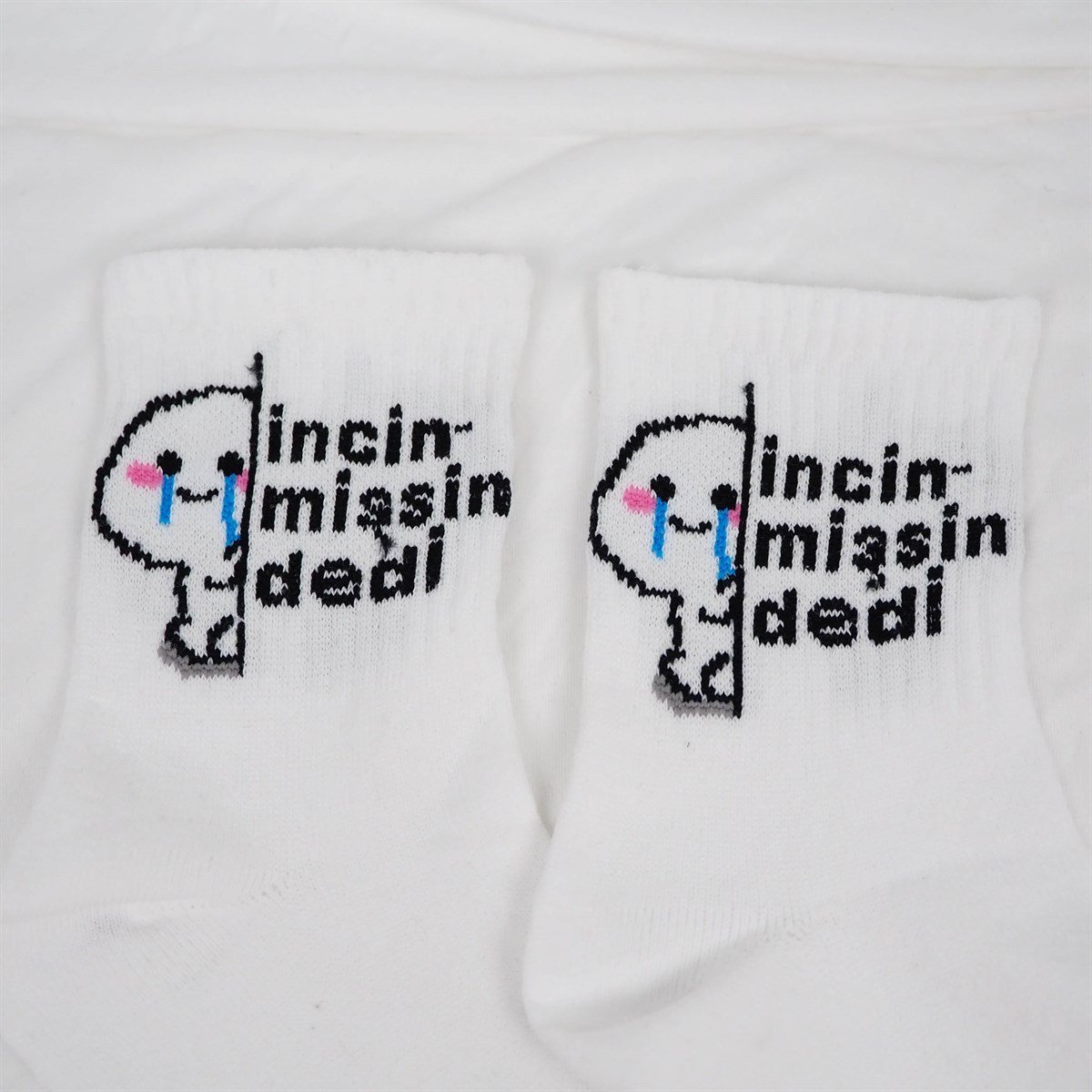 İncinmişsin Çorap